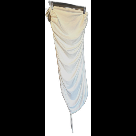 NWT Edikted Lynn Strapless White Knit Maxi Dress Women’s Size L Bodycon Ruched - Picture 1 of 8